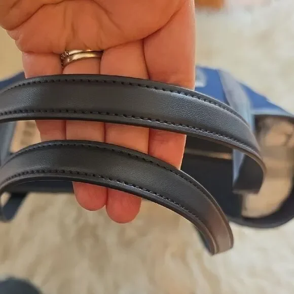 NWT- Kate Spade Denim Daisy Slide Tote (16×12×6)